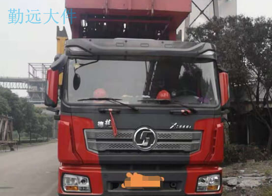 挖掘機運輸車