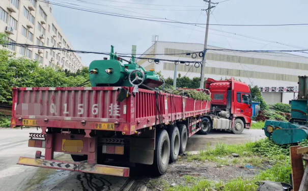 西豐物流公司運輸車